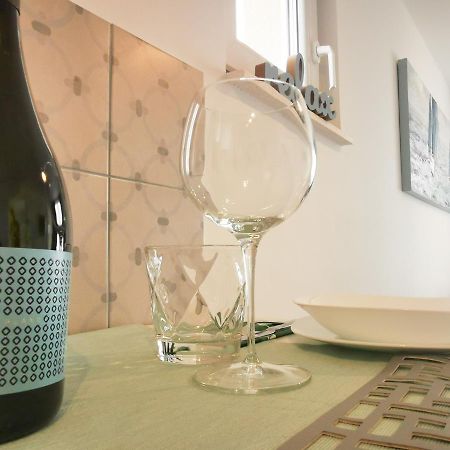Rita Apartments - Sea-View Apartment 2Plus1 Tučepi Εξωτερικό φωτογραφία