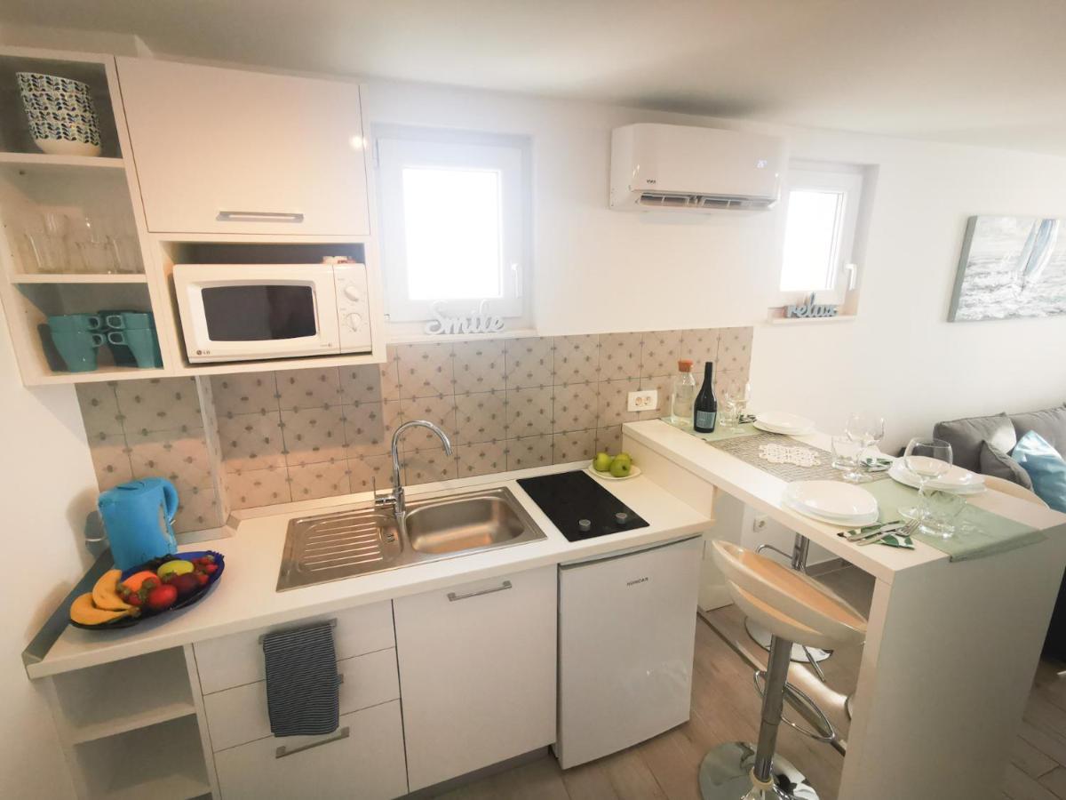 Rita Apartments - Sea-View Apartment 2Plus1 Tučepi Εξωτερικό φωτογραφία